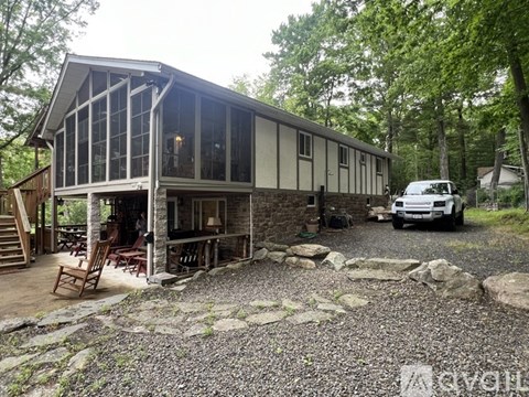 193 Mountain Lake Dr 3 Beds Apartment for Rent