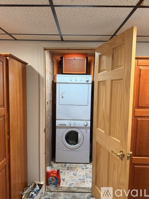 193 Mountain Lake Dr 3 Beds Apartment for Rent