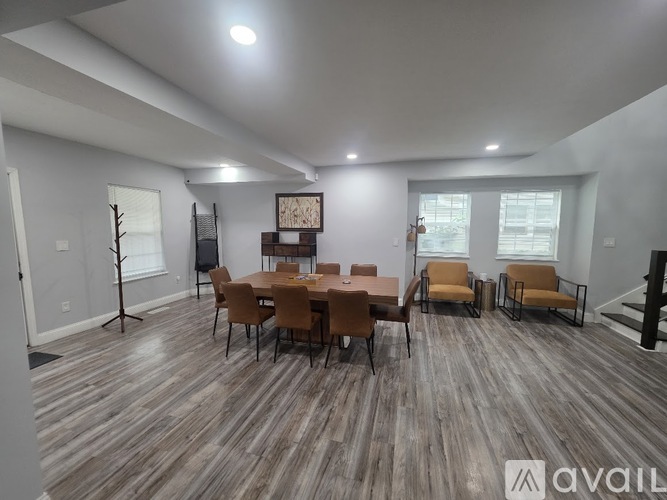 3226 Central Ave 4 Beds Single Family Home for Rent - Photo gallery 3