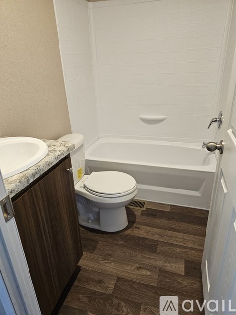 172 Roark Drive 2 Beds Apartment for Rent