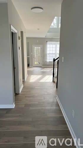 813 Parkland Place 3 Beds Townhouse for Rent - Photo gallery 2