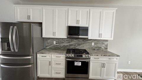 813 Parkland Place 3 Beds Apartment for Rent