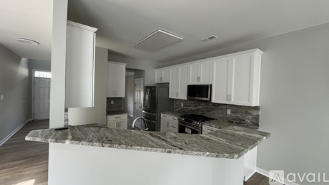 813 Parkland Place 3 Beds Apartment for Rent