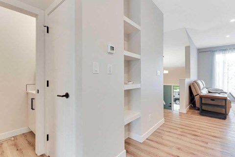 30 Evergreen Way 2 Beds Apartment for Rent