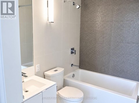 2202 - 125 PETER STREET 2 Beds Apartment for Rent