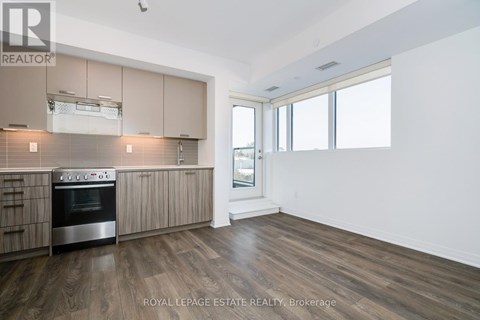 304 - 2301 DANFORTH AVENUE 3 Beds Apartment for Rent