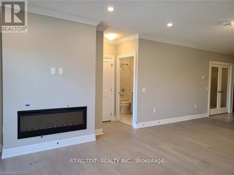 308 - 480 CALLAWAY ROAD 3 Beds Apartment for Rent