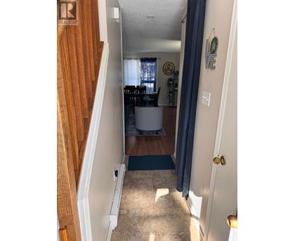 32 - 31 PARKVIEW DRIVE 3 Beds Condo, Home, Townhouse for Rent - Photo gallery 4