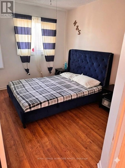 32 - 31 PARKVIEW DRIVE 3 Beds Apartment for Rent