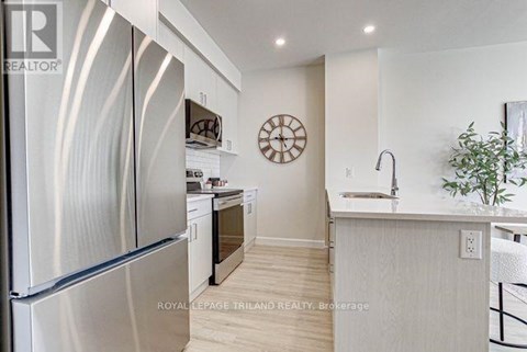 307 - 75 WALNUT STREET 2 Beds Apartment for Rent