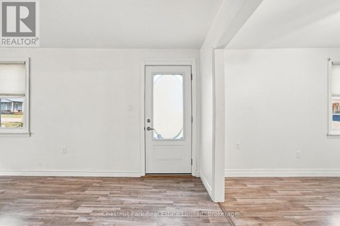 9 ROGERS STREET 2 Beds Apartment for Rent