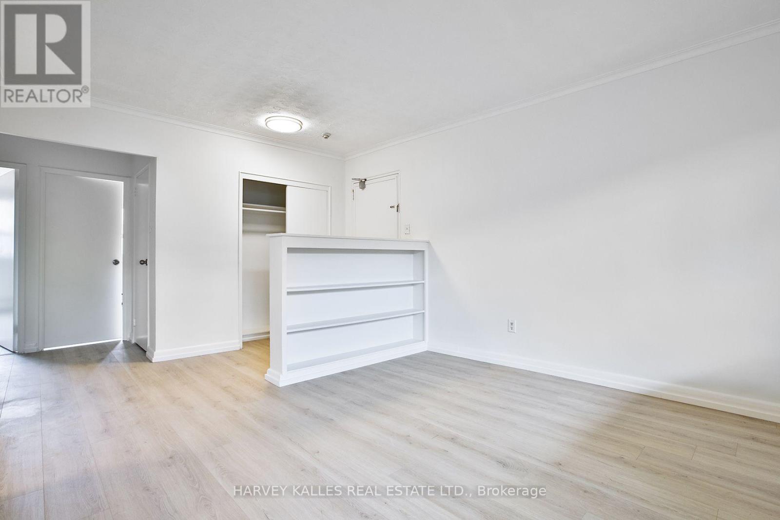 2 bedroom apartment - 2 - 28 FRASERWOOD AVENUE 2, Toronto (Englemount-Lawrence) 2