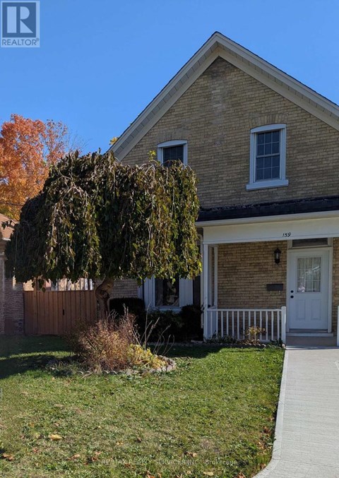 159 WELLINGTON STREET 3 Beds Apartment for Rent