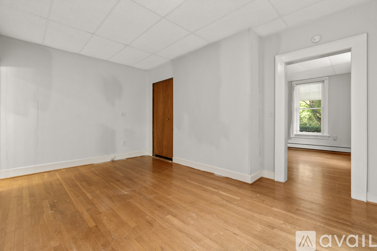 73 Main St 1 Apartment for Rent - Photo gallery 5