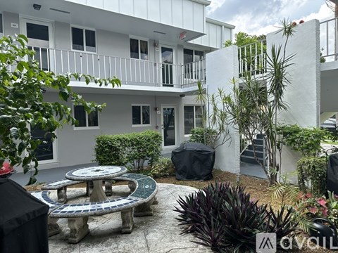 1638 Dewey St 1 Apartment for Rent