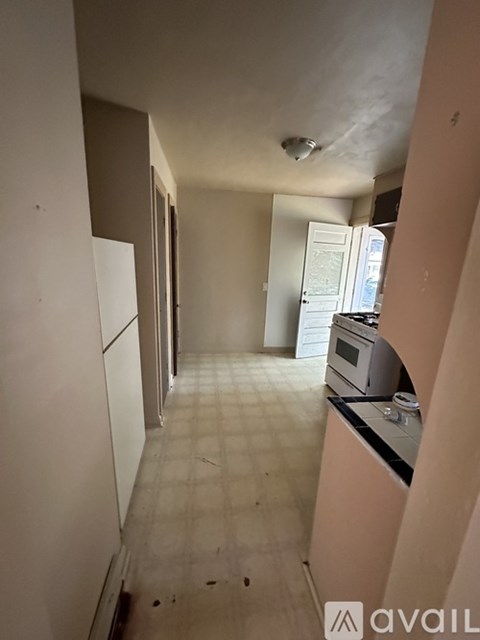 1517 Cherry Ave NE 2 Beds Apartment for Rent