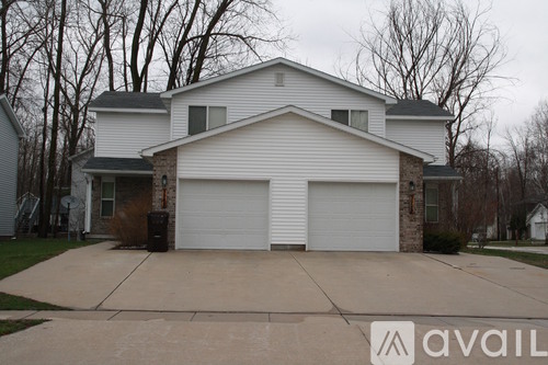 Gettysburg St 3 Beds Condo for Rent - Photo gallery 1