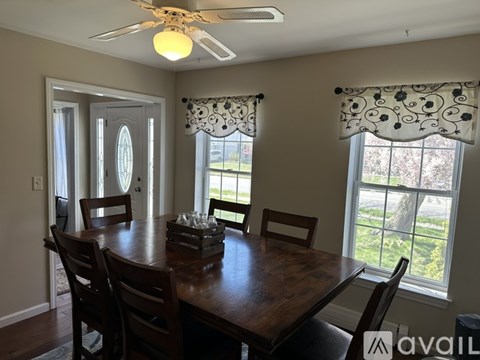 60 Settlers Ridge Rd 3 Beds Apartment for Rent