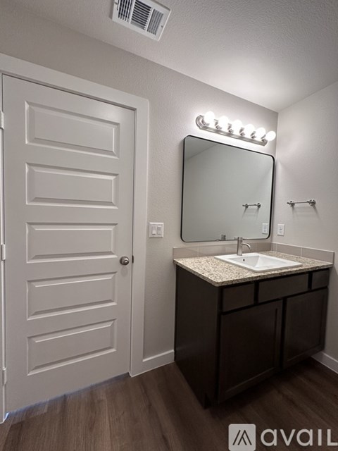 2512 Copperhead Road 3 Beds Apartment for Rent