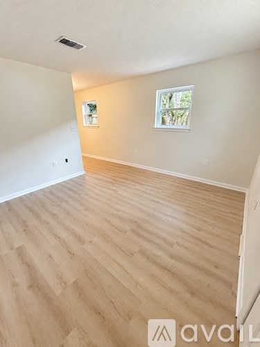 210 Fourth Street Southeast 2 Beds Apartment for Rent