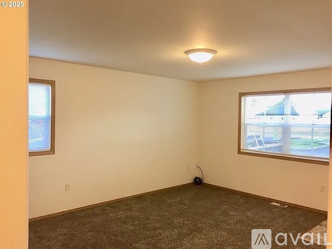 110 Southwest 14th Street 2 Beds Apartment for Rent - Photo gallery 4