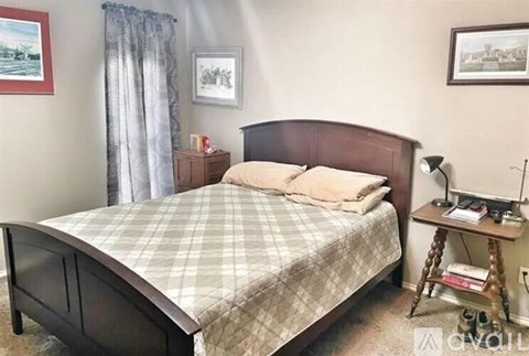 6044 Laura Ln 3 Beds Apartment for Rent
