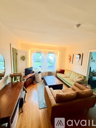 90 South Pine Avenue 2 Beds Apartment for Rent - Photo gallery 1