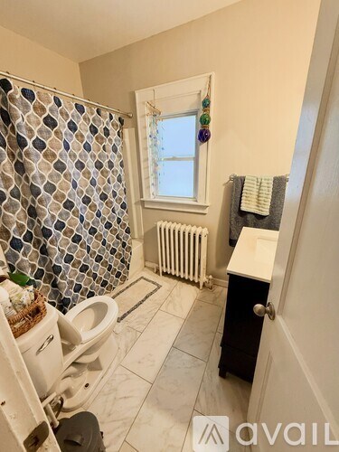90 South Pine Avenue 2 Beds Apartment for Rent
