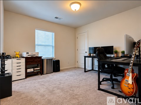 685 Snow Owl Dr 4 Beds Apartment for Rent