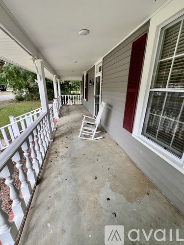 339 Sharon Street 2 Beds Single Family Home for Rent - Photo gallery 3