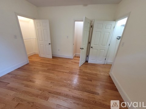 74 Brooks Street 3 Beds Apartment for Rent