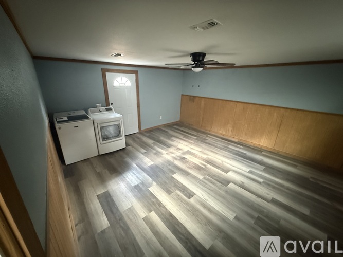 531 Bullock St 3 Beds Single Family Home for Rent - Photo gallery 5
