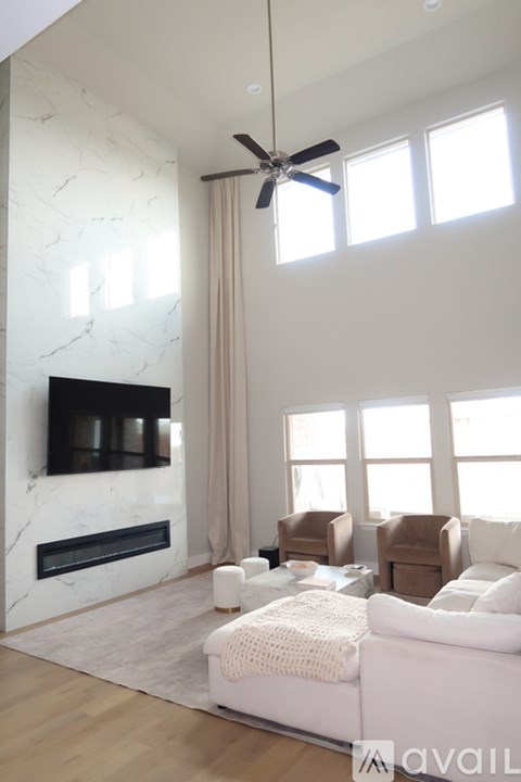 1310 Tophill Drive 4 Beds Apartment for Rent