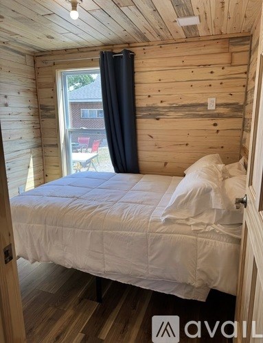 117 Fourth Street Cabin 7 2 Beds Apartment for Rent