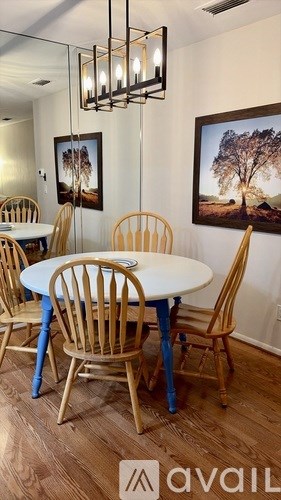 1221 Drew St 2 Beds Apartment for Rent