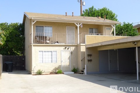 317 E College St 2 Beds Apartment for Rent
