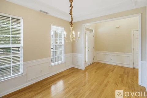 6204 Woodland Commons Dr 3 Beds Apartment for Rent