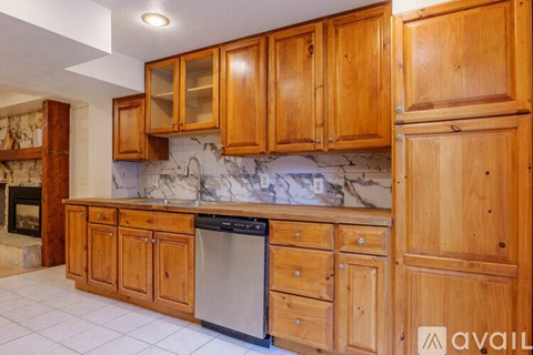 4502 1720 West Street 3 Beds Apartment for Rent