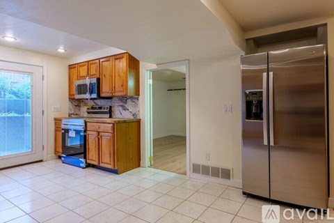 4502 1720 West Street 3 Beds Apartment for Rent