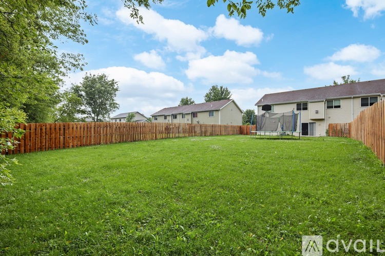 413 Morningside Drive 4 Beds Townhouse for Rent - Photo gallery 2