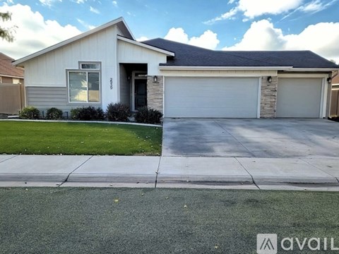 2939 N Coral Fls Ave 4 Beds Apartment for Rent