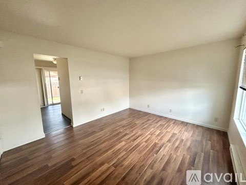 1283 Redwood Cir 2 Beds Apartment for Rent