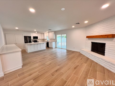 1919 East Libra Drive 3 Beds Apartment for Rent