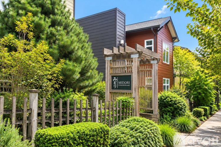 1515 East Yesler Way 2 Beds Condo for Rent - Photo gallery 1