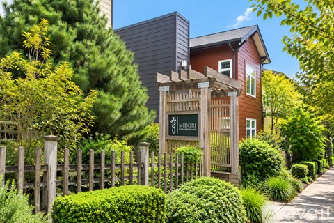 1515 East Yesler Way 2 Beds Apartment for Rent