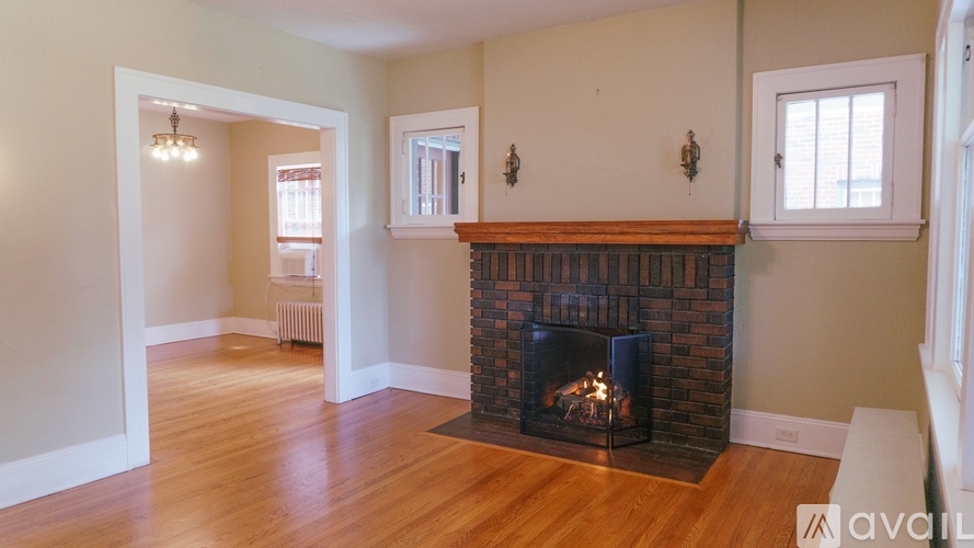 161 Dorchester Avenue 2 Beds Single Family Home for Rent - Photo gallery 5