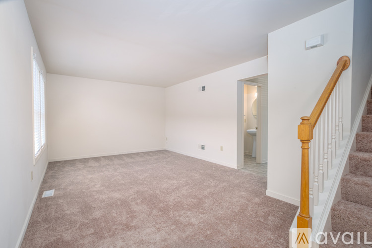111 Timber Dr 3 Beds Townhouse for Rent - Photo gallery 2