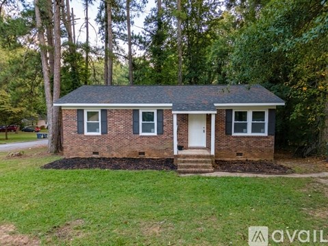 204 Carlton Drive 3 Beds Apartment for Rent