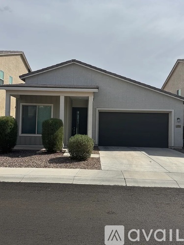 2071 East Wisteria Drive 4 Beds Single Family Home for Rent - Photo gallery 1