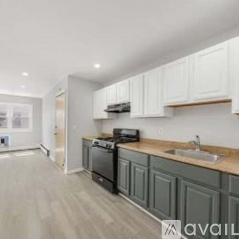 1213 Roselle St 3 Beds Apartment for Rent